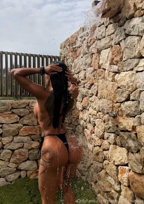 Naken lekkede OnlyFans-bilde av Elenathebeautiful