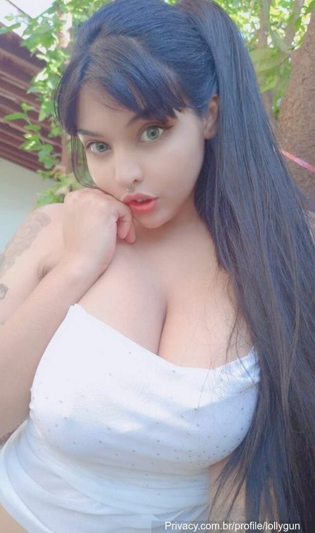 Alasti lekkinud OnlyFans-i pilt Lollygun