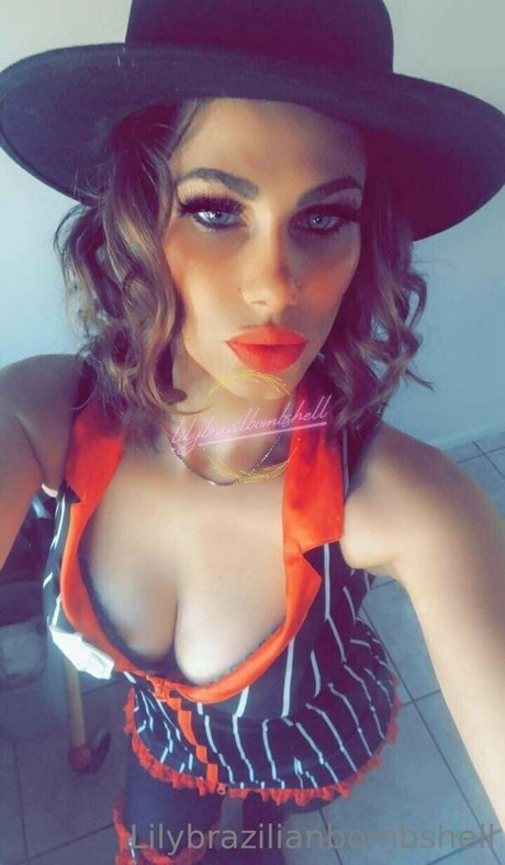 Nahá fotka uniklých OnlyFans od Lilybrazilianbombshell