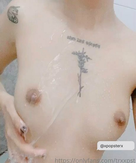 Naken läckt OnlyFans-bild av Iampopster