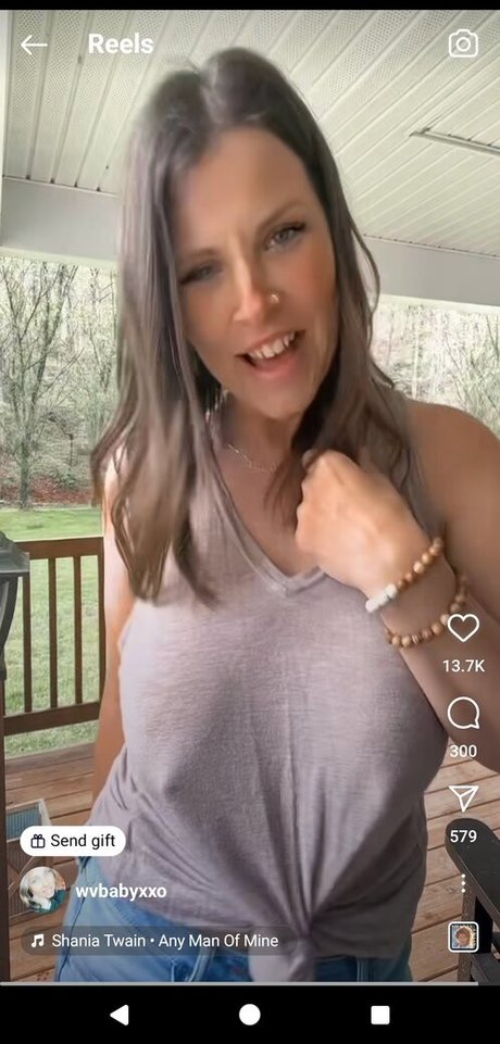 Lindzeexxo1