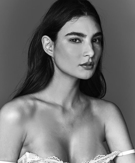 Naken lekkede OnlyFans-bilde av Maria Julia Vieira