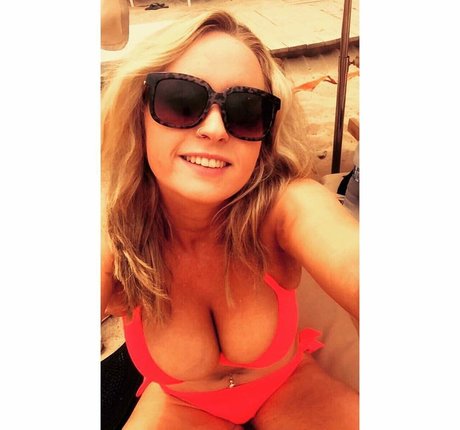 Ellie Cassidy OnlyFans 유출 누드 사진