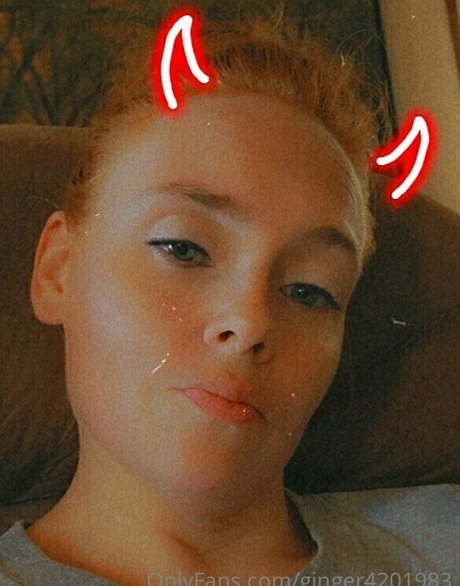 Nahá fotka uniklých OnlyFans od Ginger420expo