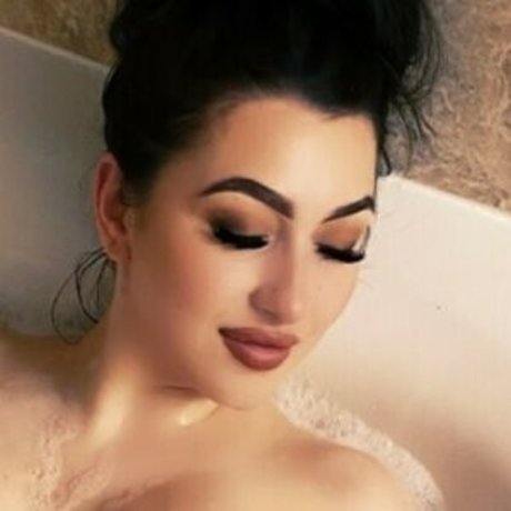 Naken läckt OnlyFans-bild av Ashley Delfinonikkiashh