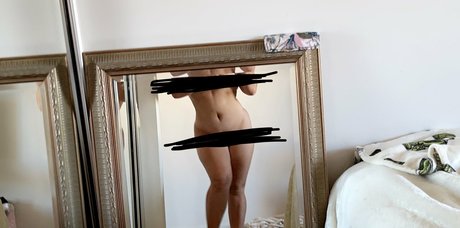 Обнаженная фотография утечки OnlyFans от Maryamk10115
