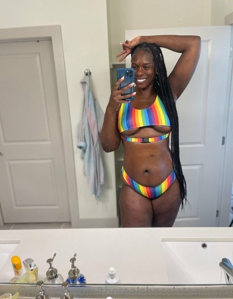 Nøgent lækket OnlyFans-billede af Therealchocolateminnie