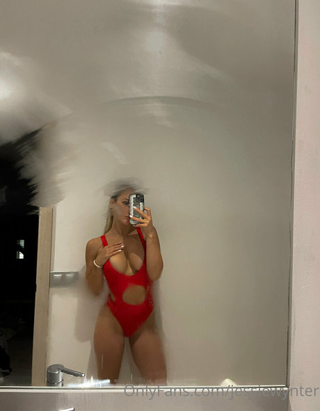 Nahá fotka uniklých OnlyFans od Jessie Renee Wynter