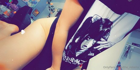 Foto di nudo di fuga di OnlyFans di Therebella