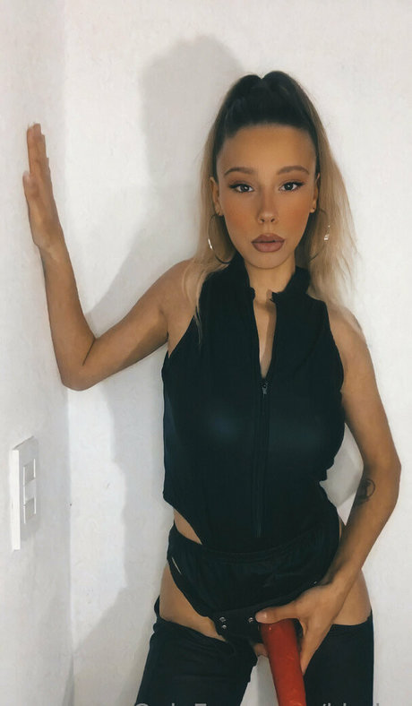 Naken lekkede OnlyFans-bilde av Khalor
