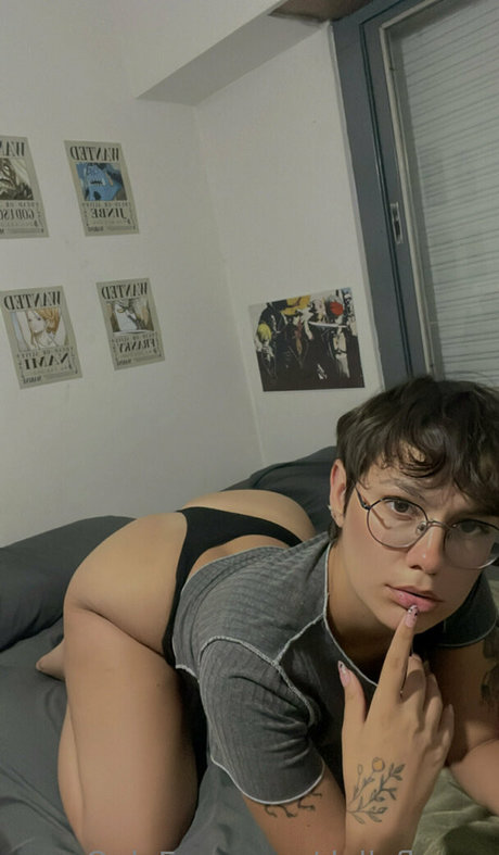 Dollyflynne OnlyFans泄露裸照