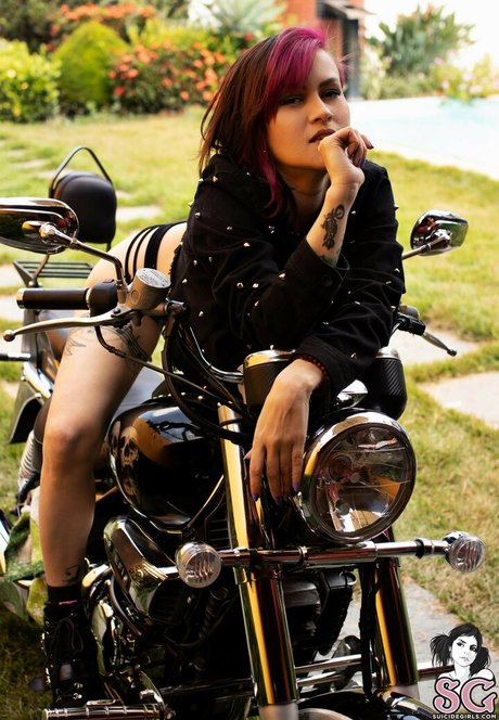 Ninha Suicide