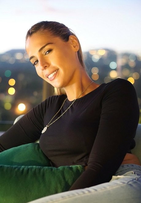 Carmen Carrera