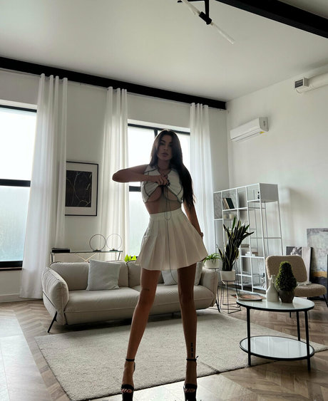 Aleksandraqueenie
