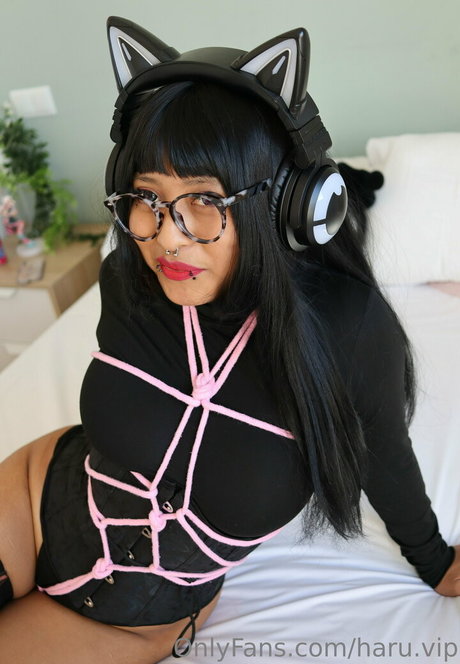 Naken lekkede OnlyFans-bilde av Haruvip