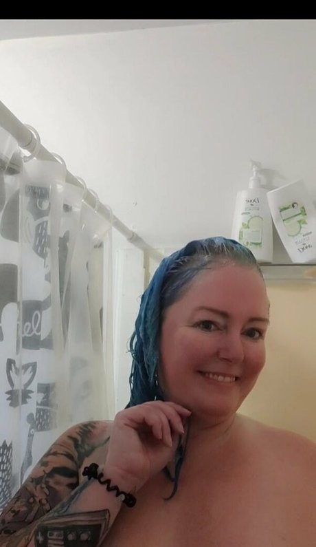 Naken lekkede OnlyFans-bilde av Kashaafree