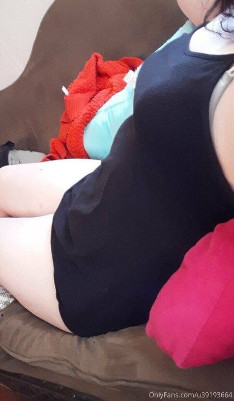 Alasti lekkinud OnlyFans-i pilt Wetkitten666