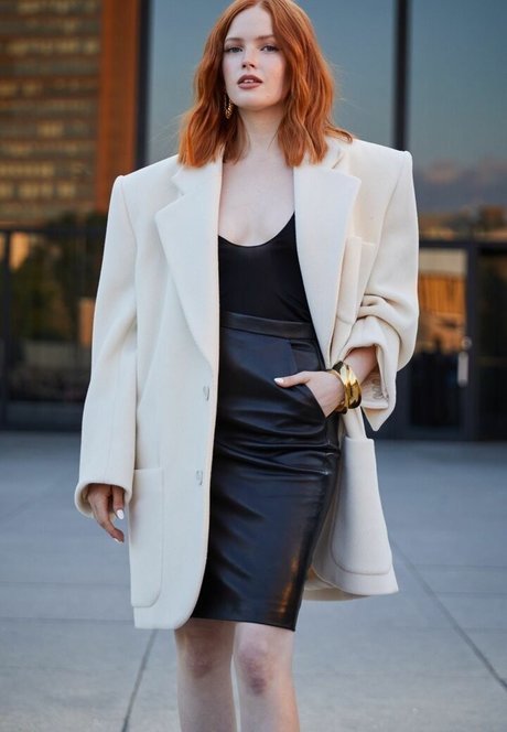 Ellie Bamber