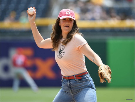 D'Arcy Carden