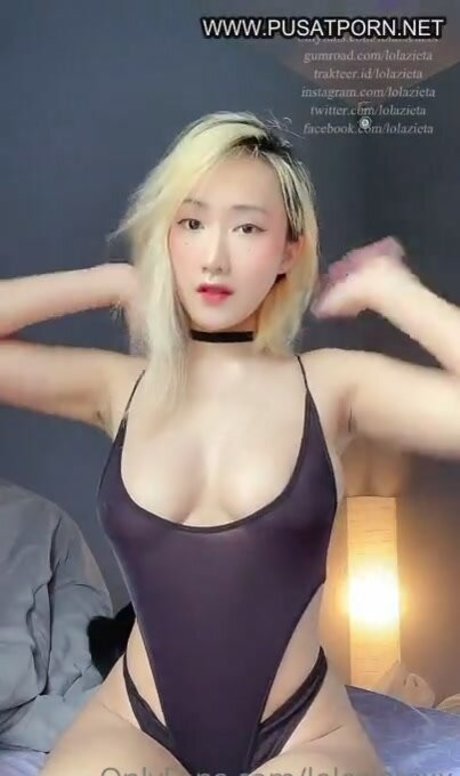 Nahá fotka uniklých OnlyFans od Lolazietaxx