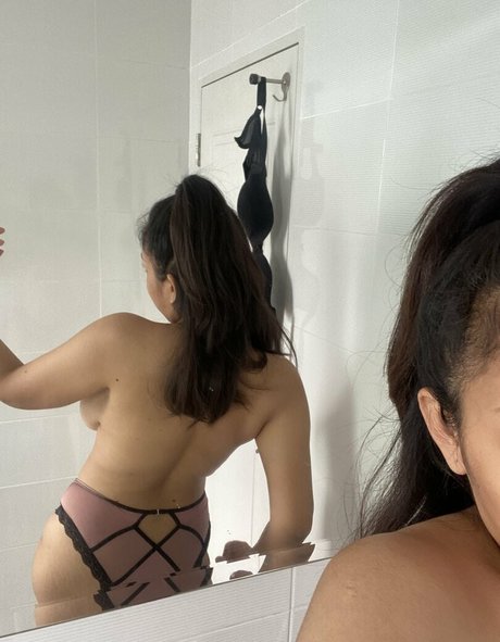 Alaston vuotanut OnlyFans-kuva Aoy Chitchanok