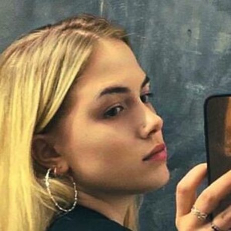 Nahá fotka uniklých OnlyFans od Bethfiit