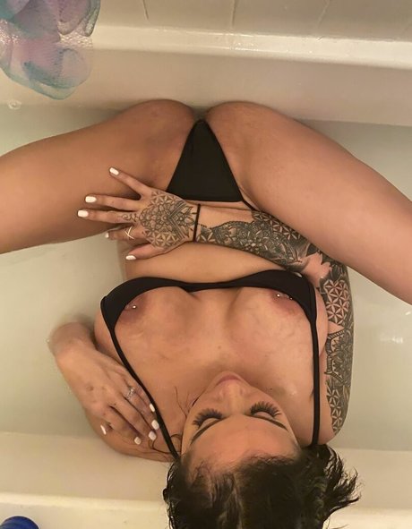 Nahá fotka uniklých OnlyFans od Sophiaola