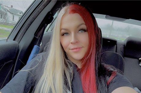 Nahá fotka uniklých OnlyFans od Wildflower55free