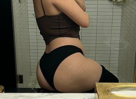 Bxnnybaddie3
