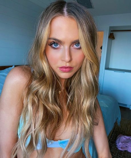 Anne Winters