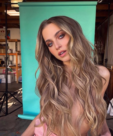 Anne Winters