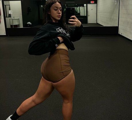 Naken läckt OnlyFans-bild av Maddiemccrory