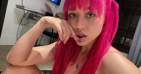 Nahá fotka uniklých OnlyFans od Sabrinanichole