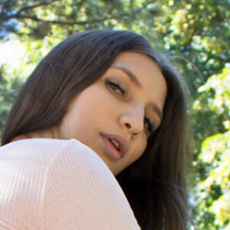 Krisskissfree