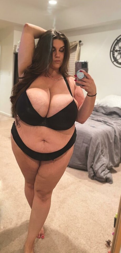 Aria Jane