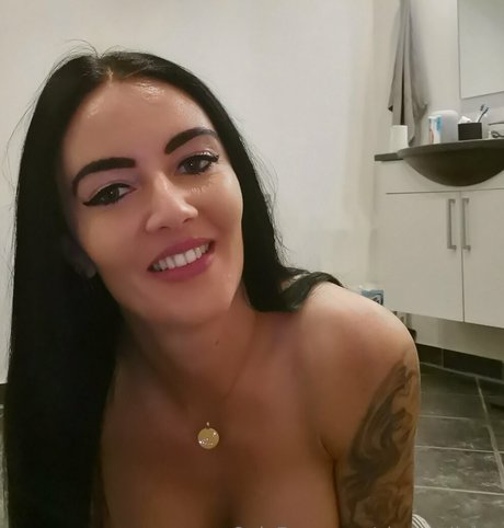 Nahá fotka uniklých OnlyFans od Cindarellalou