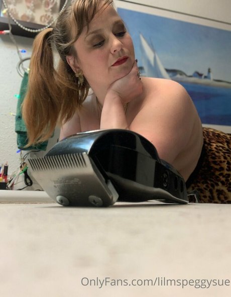 Lilmspeggysue