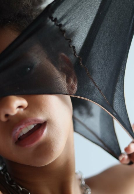 Djouliet Amara OnlyFans 유출 누드 사진