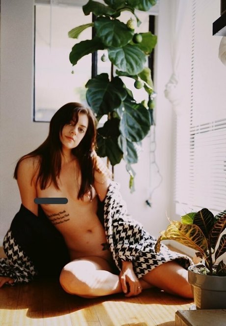 Oliviawildinfree