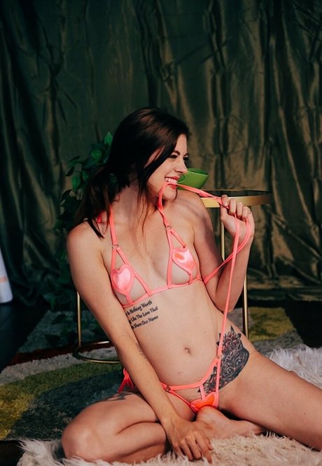 Oliviawildinfree