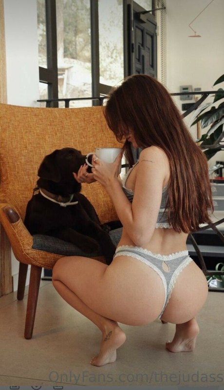 Nahá fotka uniklých OnlyFans od Thejudass