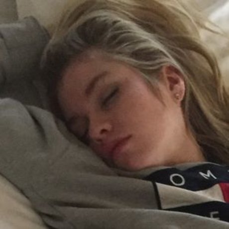 Stella Maxwell