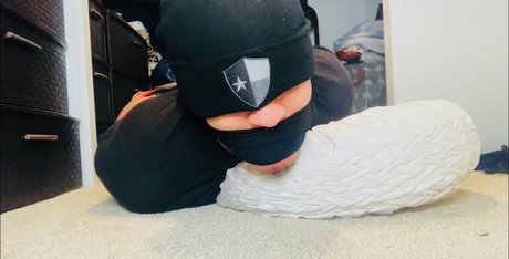 Mixedbondageboy