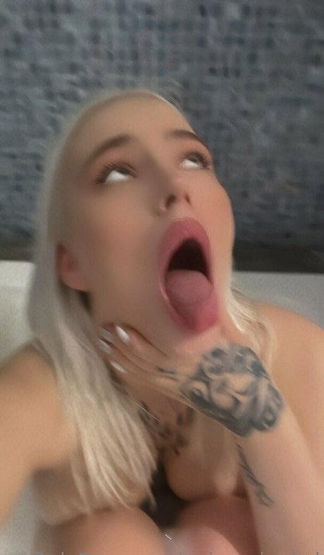 Anjacarinahsl  nude leaked OnlyFans photo