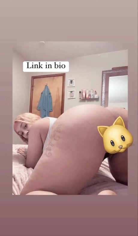 Naakte gelekte OnlyFans-foto van Dasbaddie