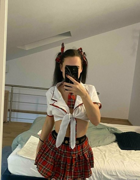 Antoniahot
