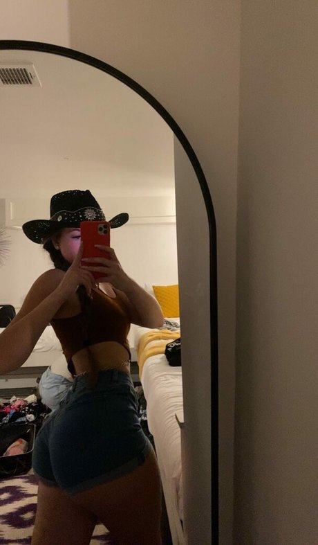 Nahá fotka uniklých OnlyFans od Taylor Hansen
