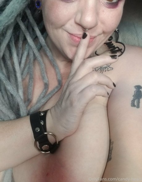 Nahá fotka uniklých OnlyFans od Candyheart