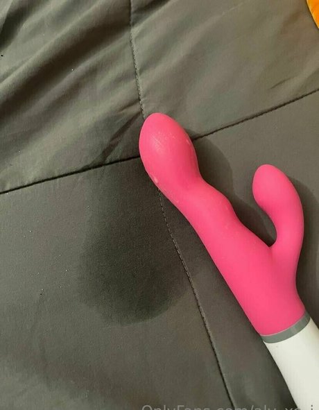 Nahá fotka uniklých OnlyFans od Alyxoi