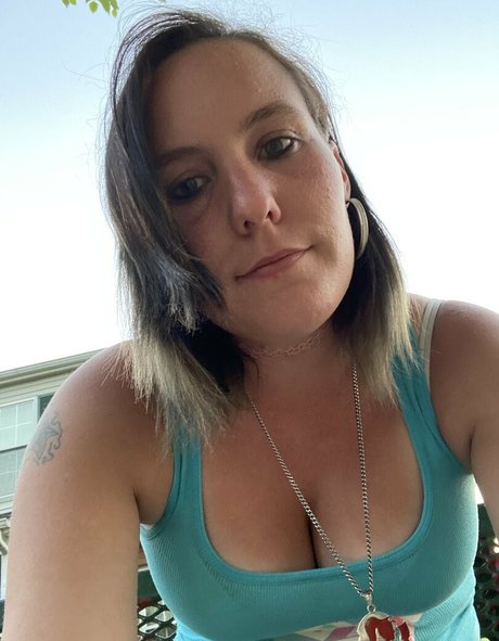 Nahá fotka uniklých OnlyFans od Barrelbabe2020